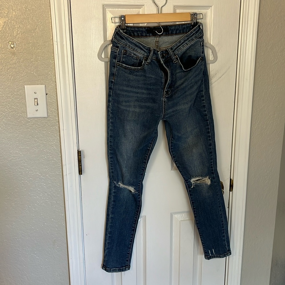 Risen Extra Stetch mid rise Skinny Jeans size 26